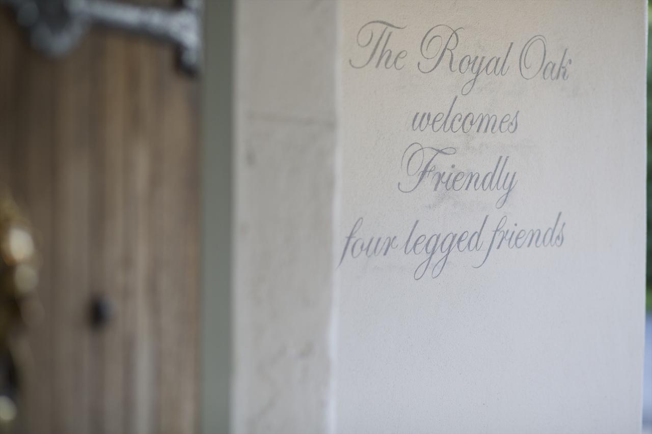The Royal Oak Hotel Ansty  Eksteriør billede