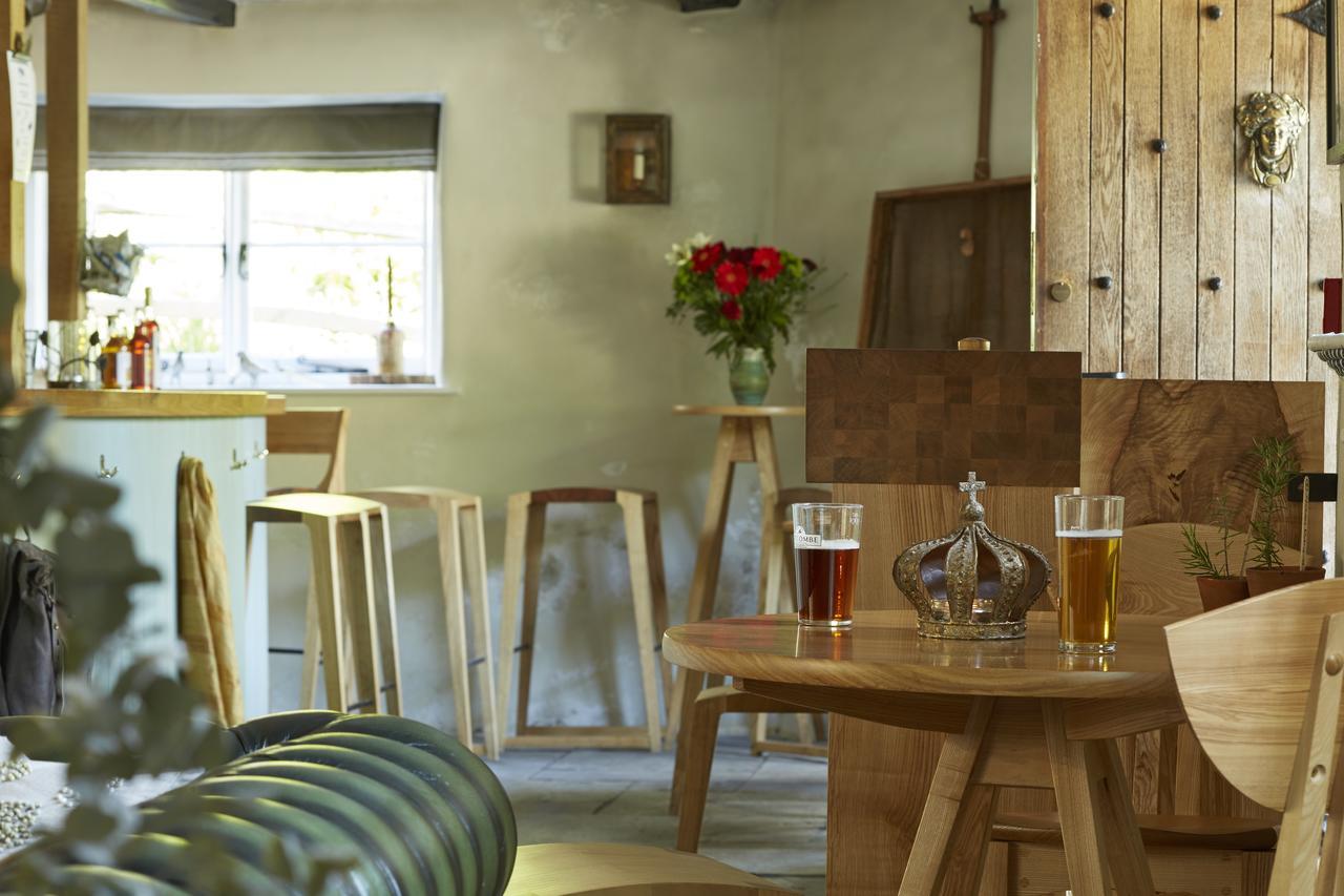 The Royal Oak Hotel Ansty  Eksteriør billede